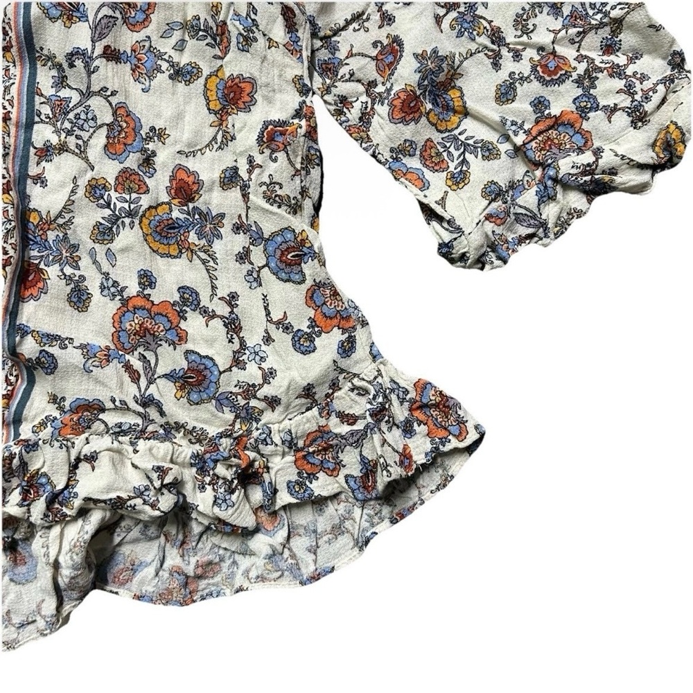 Women’s Cynthia Rowley Floral Blouse Size Medium - Picture 2 of 4